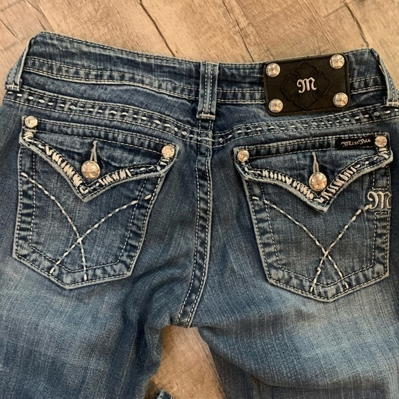 Women's Miss Me Boot Cut Jean - Picture 4 of 10